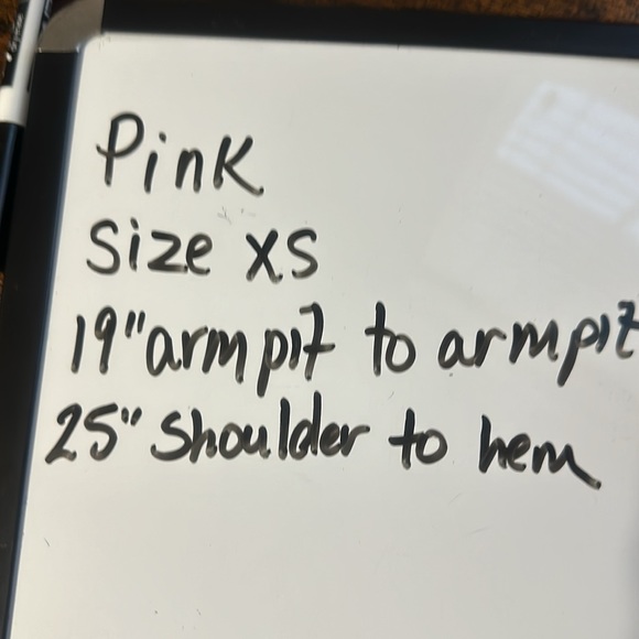 PINK Victoria’s Secret Size XS like New Peach Colored Zip Pull Over - Picture 10 of 10